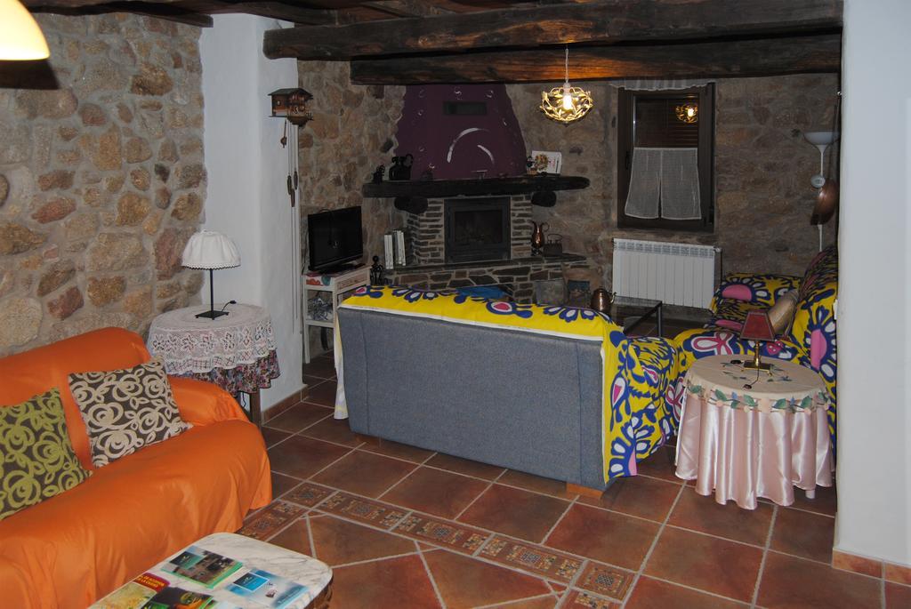 Casa Rural Romanejo Cabezabellosa Ngoại thất bức ảnh